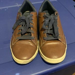 Size 10 Mens George Shoe